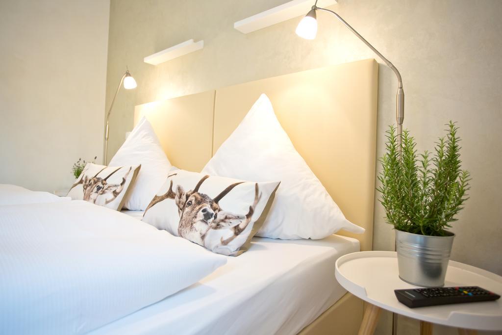 Bergers-Landgasthof Enge-Sande Kamer foto